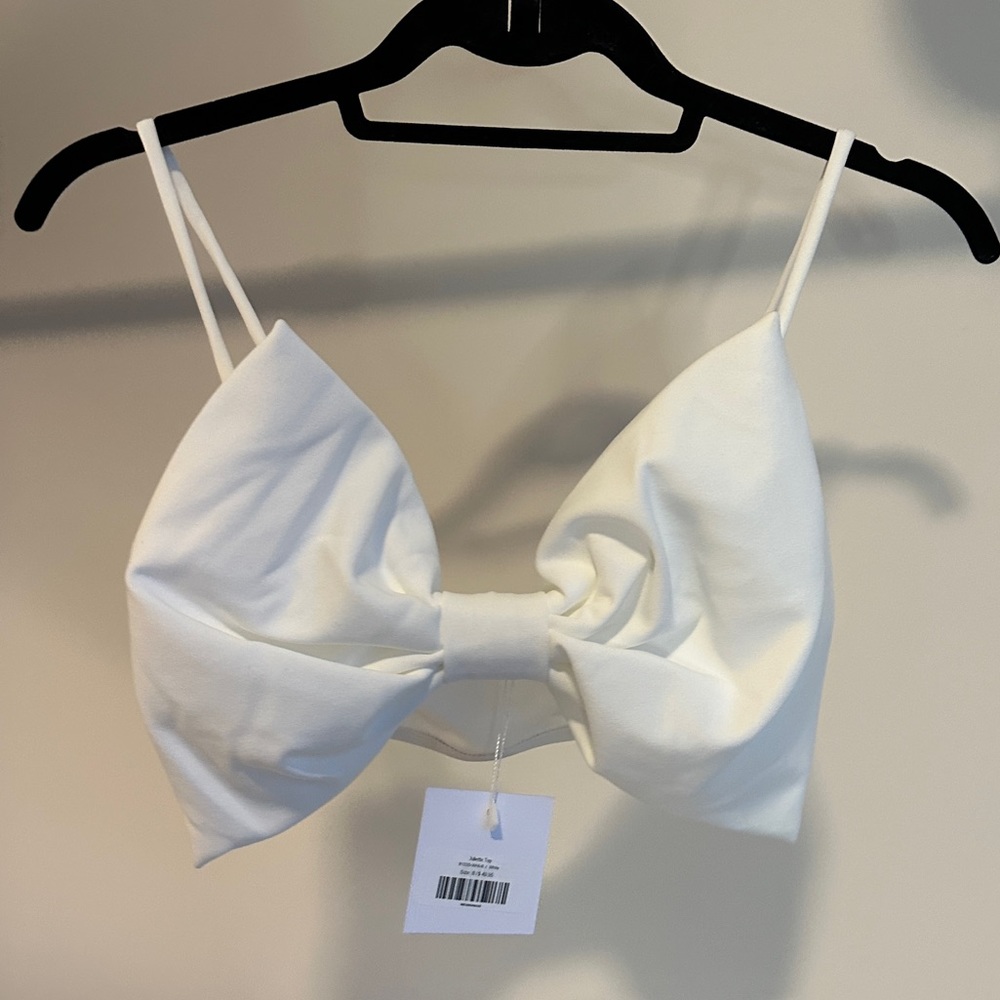 Bow top
